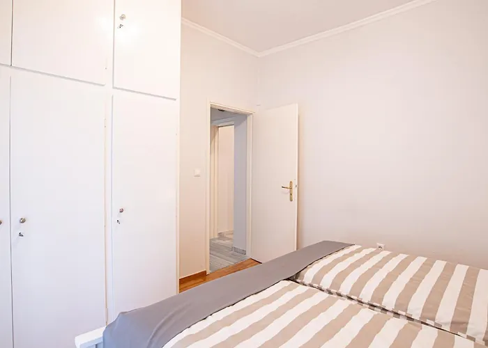 Hermes Apartments, 2 Bedrooms, Great Facilities!