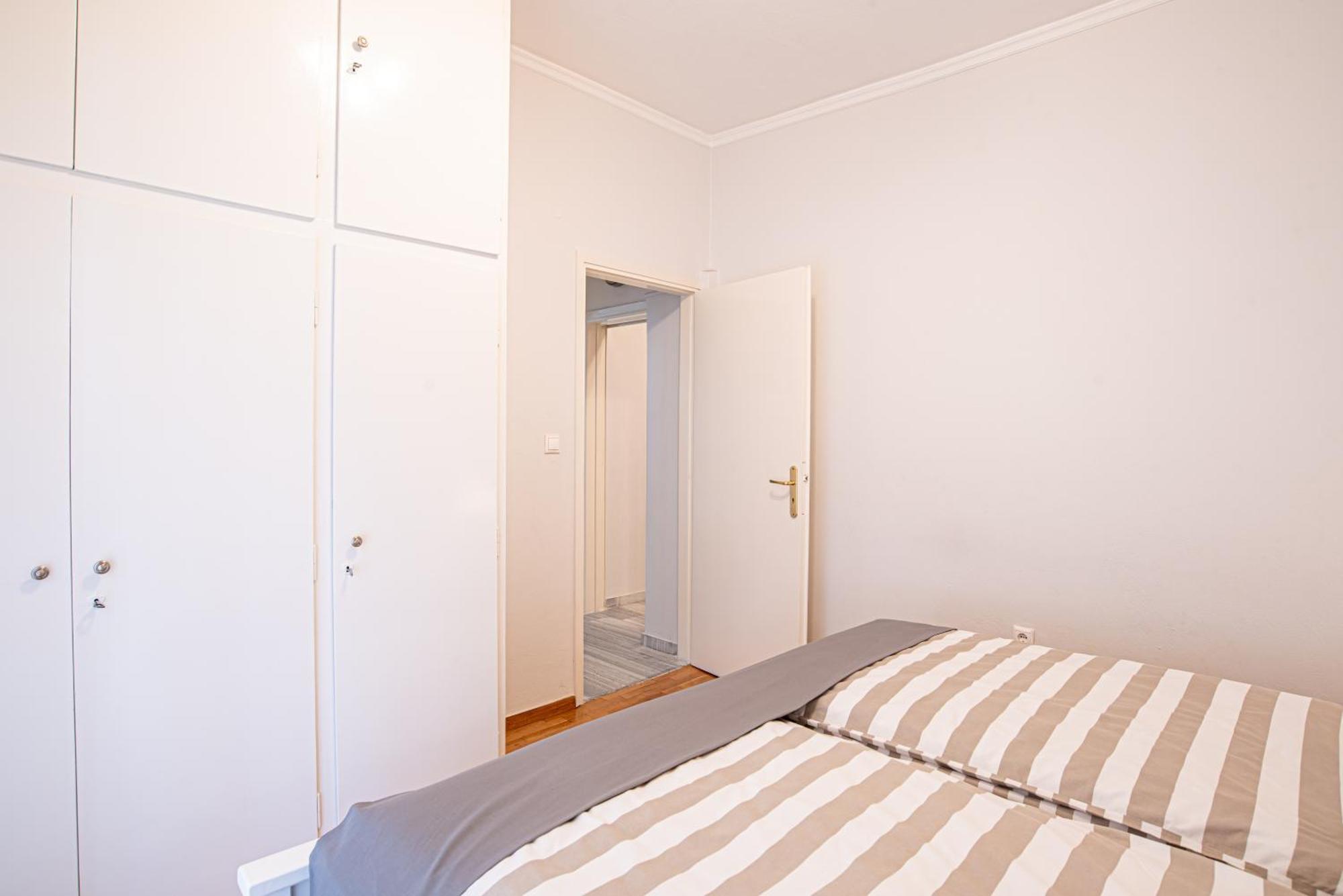 Apartment Hermes Apartments, 2 Bedrooms, Great Facilities! Athens