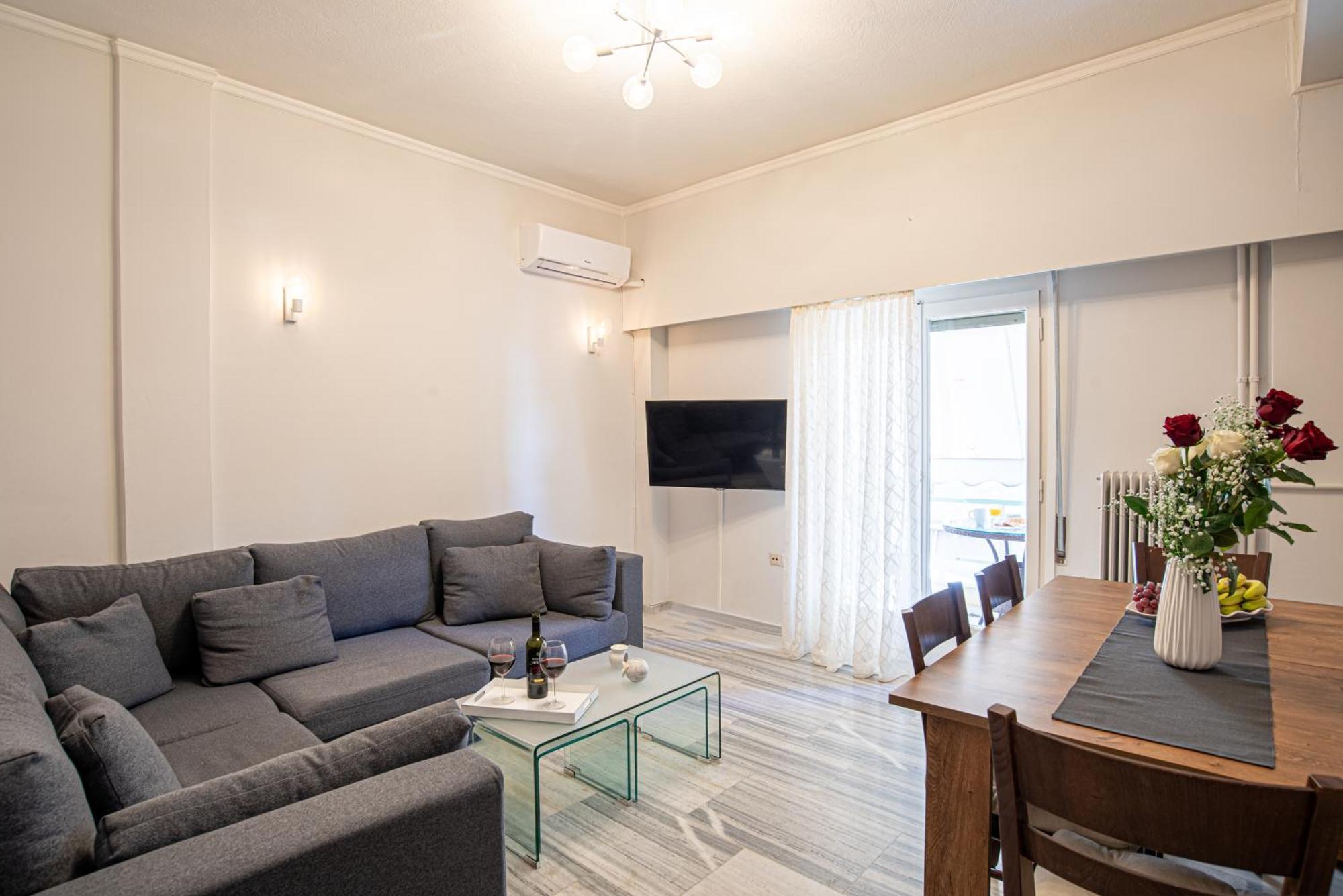 Apartment Hermes Apartments, 2 Bedrooms, Great Facilities! Athens
