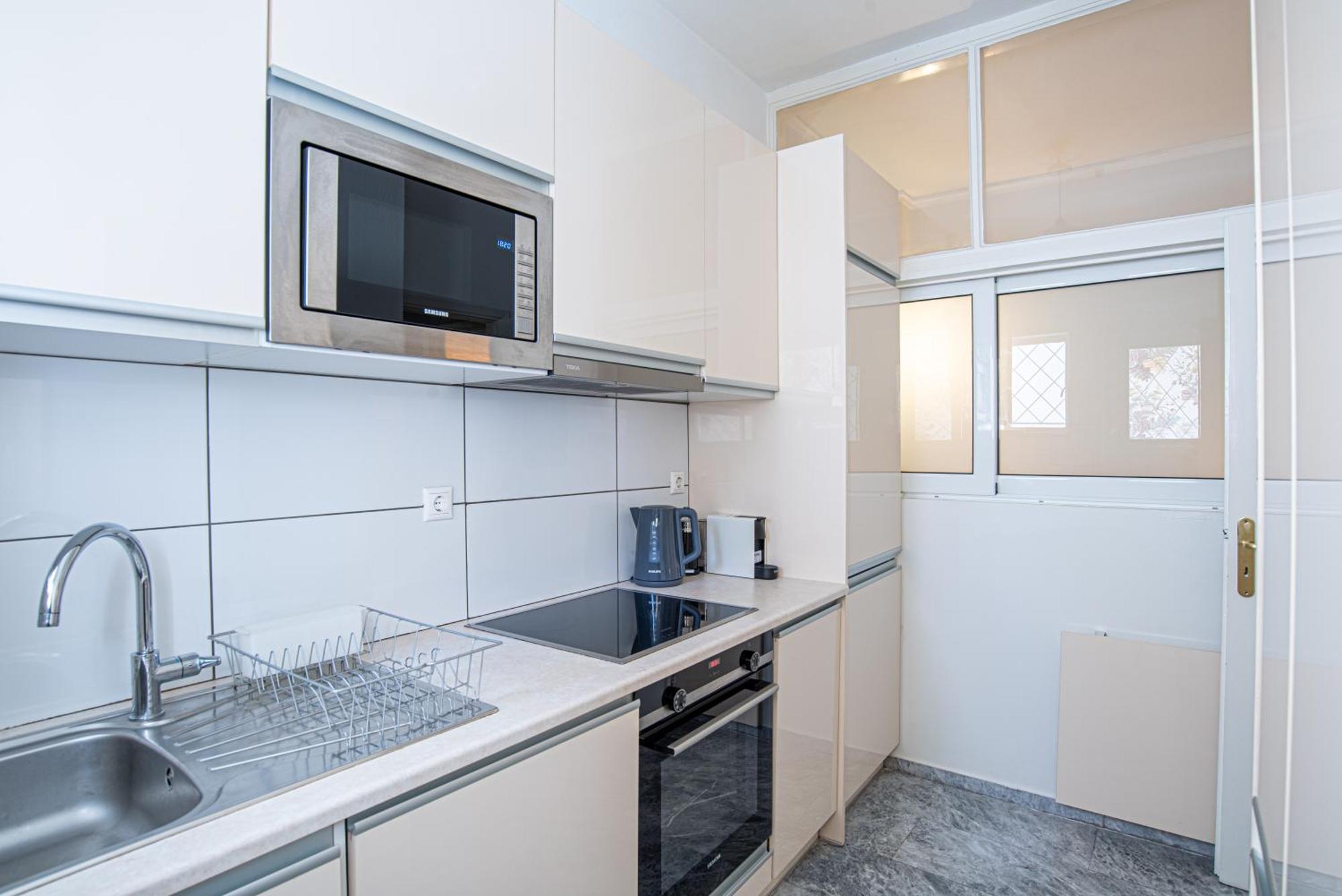 Apartment Hermes Apartments, 2 Bedrooms, Great Facilities! Athens